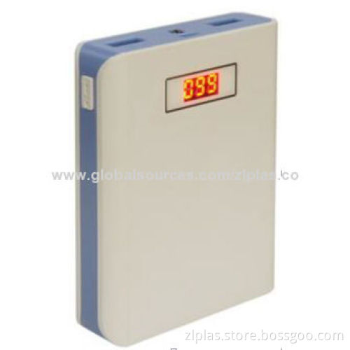 Mobile Chargers/Power Banks with 8,000mAh Capacity, Digital Screen